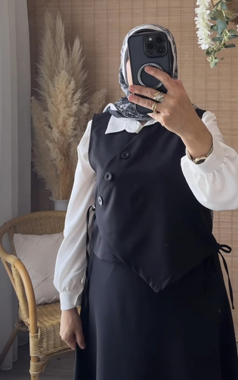 ensemble noir avec jupe ensemble noir avec jupe