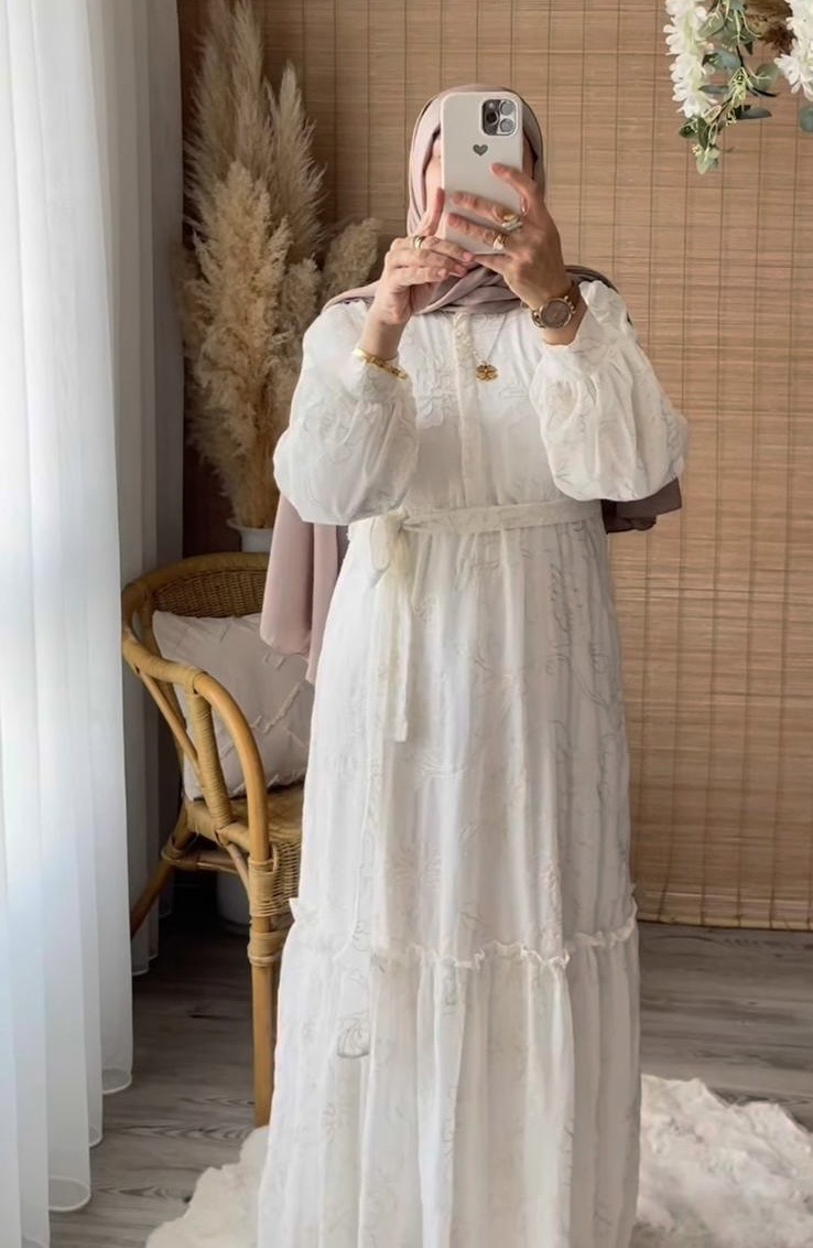 Robe blanche – Image 2