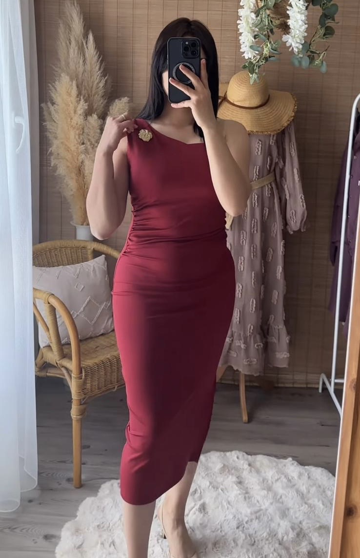 Robe rouge – Image 4